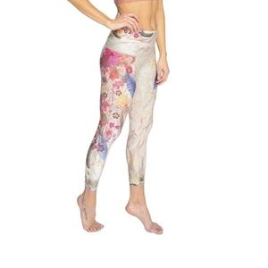 NWT XL Niyama Sol Beachcomber Crop Capri Legging